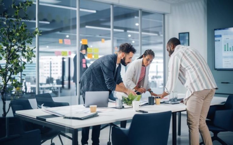 Tips for Building a Strong Digital Marketing Strategy to Boost Business Visibility