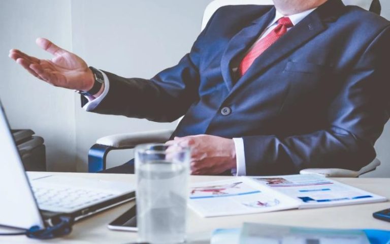 A Guide to Choosing the Right Solicitors in Warrington