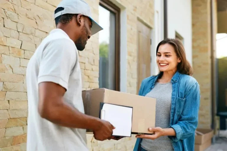 Courier Services for E-commerce: What You Need to Know