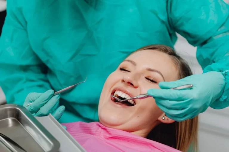 How Regular Checkups With A Family Dentist Can Save You Money