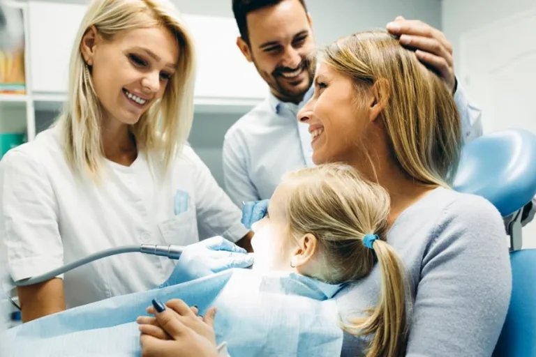 Why More Families Are Choosing Dentists Who Offer Cosmetic Services