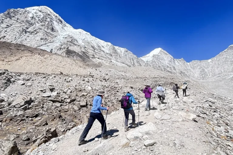 10 Essential Skincare Tips for Trekkers and Hikers