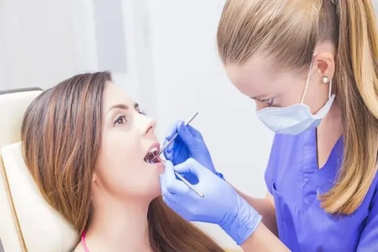 How General Dentistry Protects Patients With Early Screenings