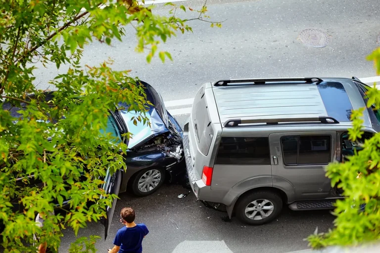 Top 6 Causes of Intersection Car Accidents and How to Avoid Them