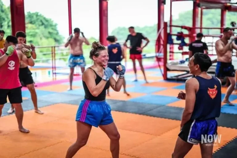 Muay Thai Lessons at Camp in Thailand for Trip