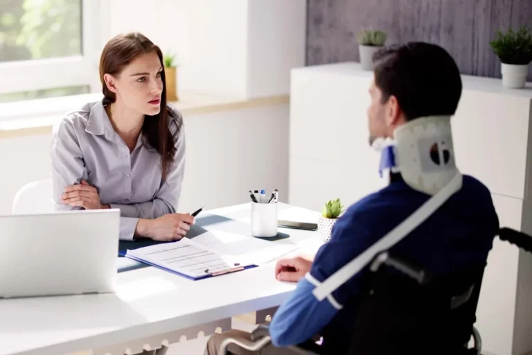 How Hiring a Skilled Arizona Social Security Disability Lawyer Can Secure Your Benefits