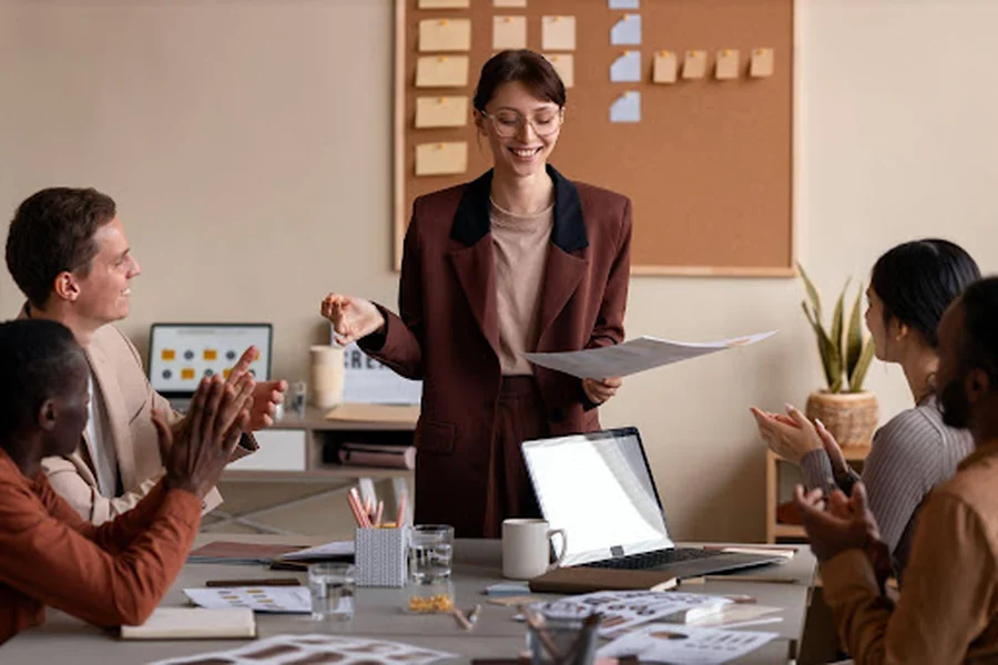 Boosting Productivity Through Employee Recognition Ideas